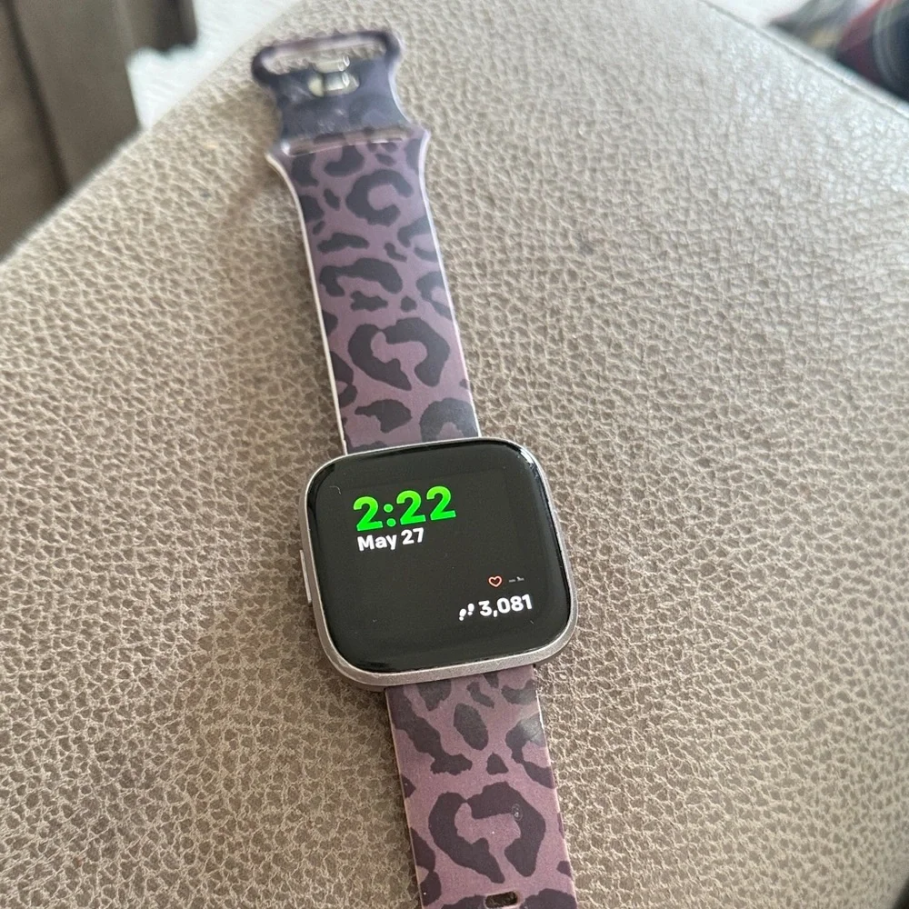 fitbit Versa-style Smartwatch with Purple Leopard Print Band